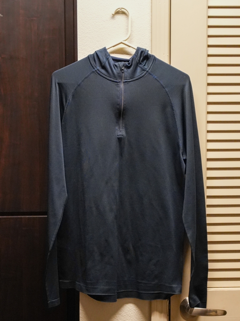 lululemon athletica Men's Navy Half-Zip Long-Sleeve Top